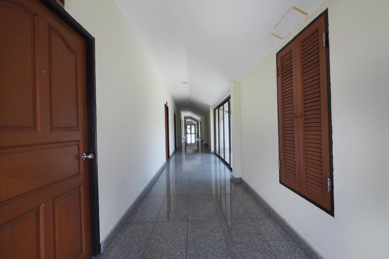 OYO 859 Golden Land Hotel Chiang Rai Exterior foto