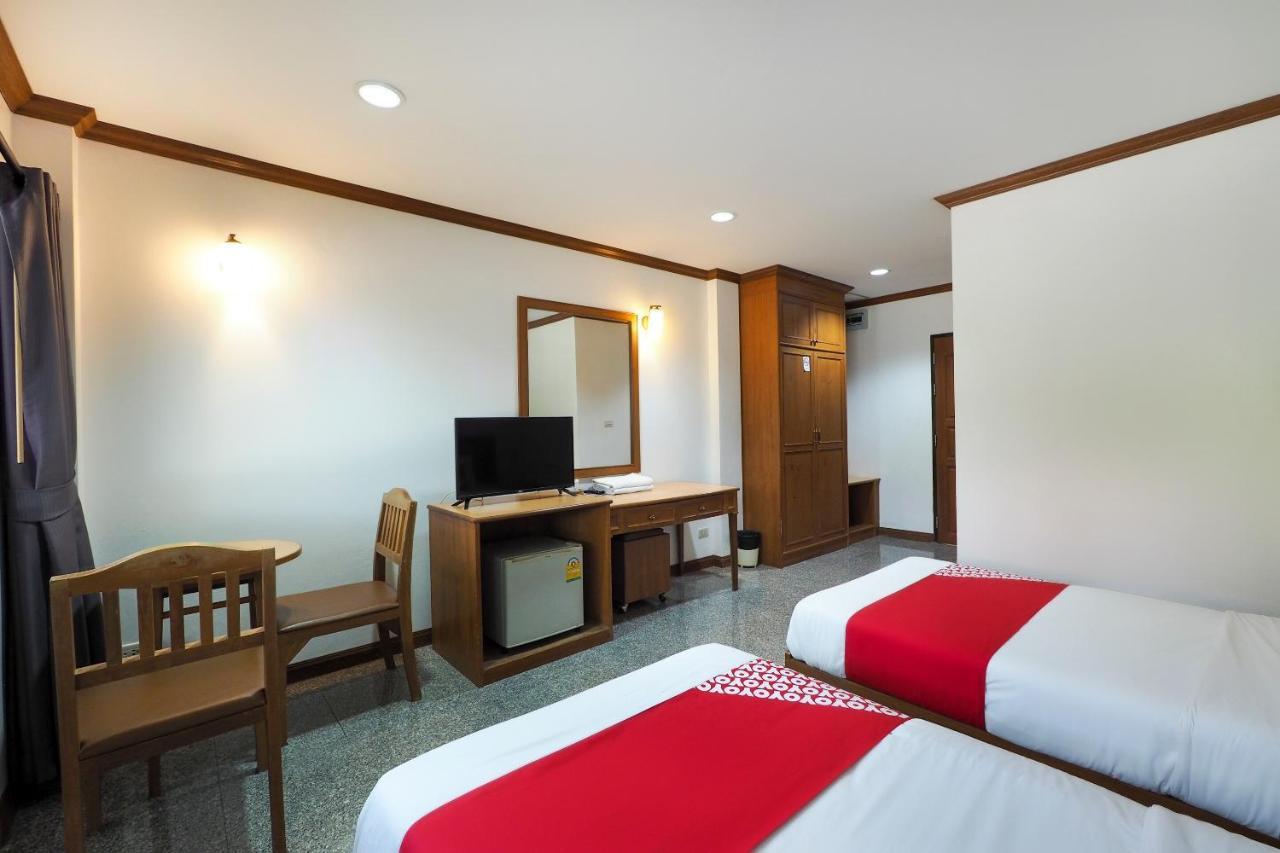OYO 859 Golden Land Hotel Chiang Rai Exterior foto