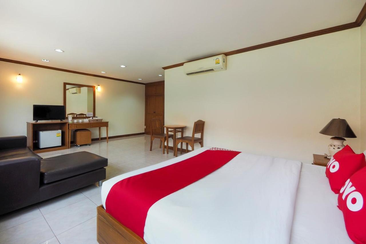 OYO 859 Golden Land Hotel Chiang Rai Exterior foto