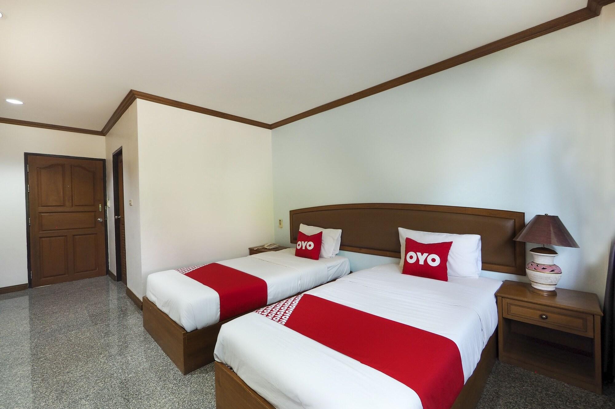 OYO 859 Golden Land Hotel Chiang Rai Exterior foto