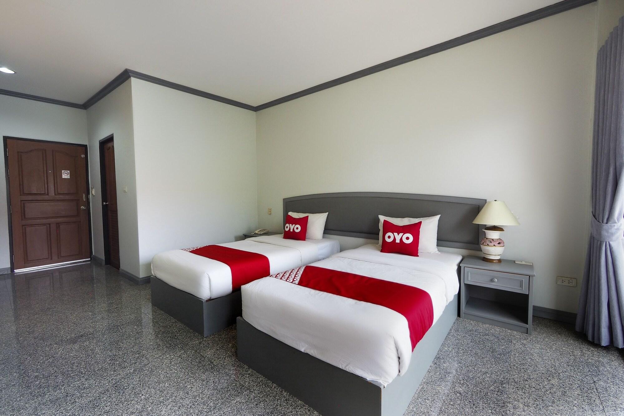 OYO 859 Golden Land Hotel Chiang Rai Exterior foto