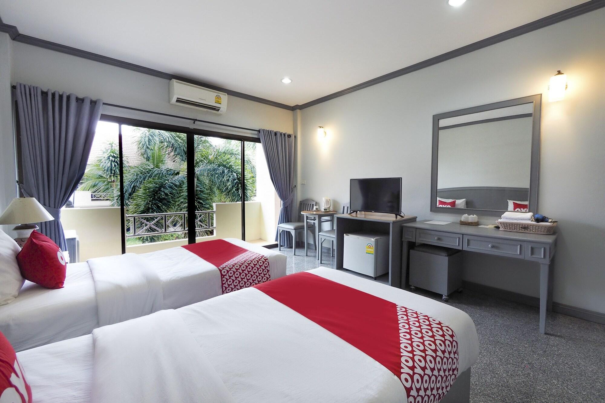 OYO 859 Golden Land Hotel Chiang Rai Exterior foto