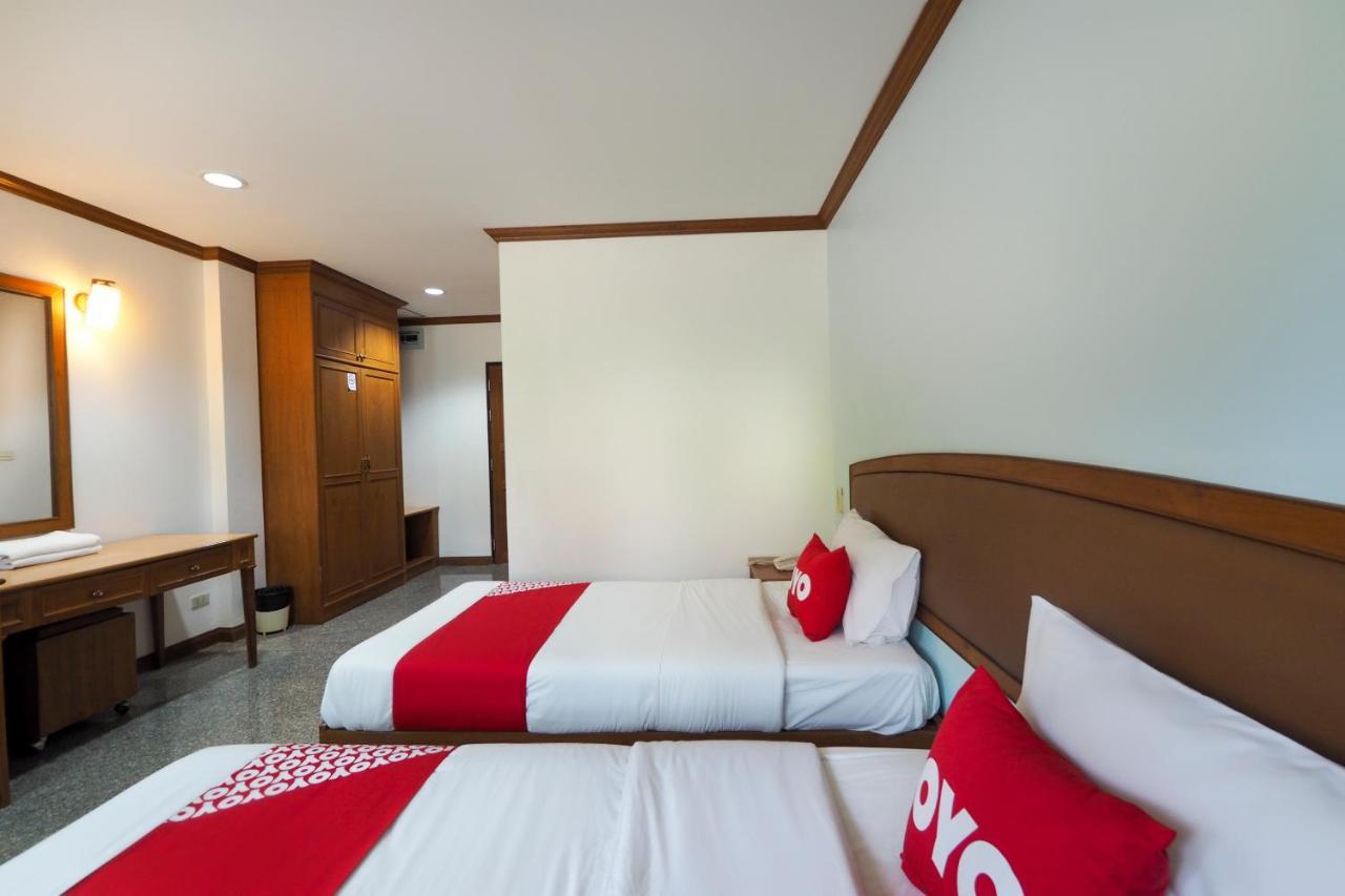 OYO 859 Golden Land Hotel Chiang Rai Exterior foto